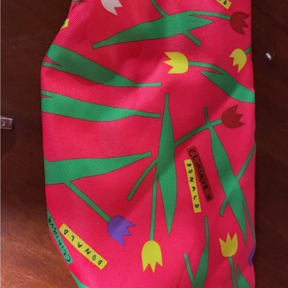 Two makeup bags nwot - Picture 2 of 6